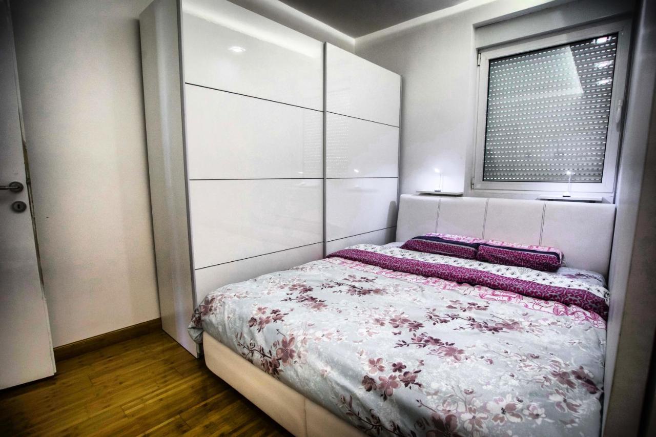 Apartman Simic - Stan Na Dan Bogatić Eksteriør bilde